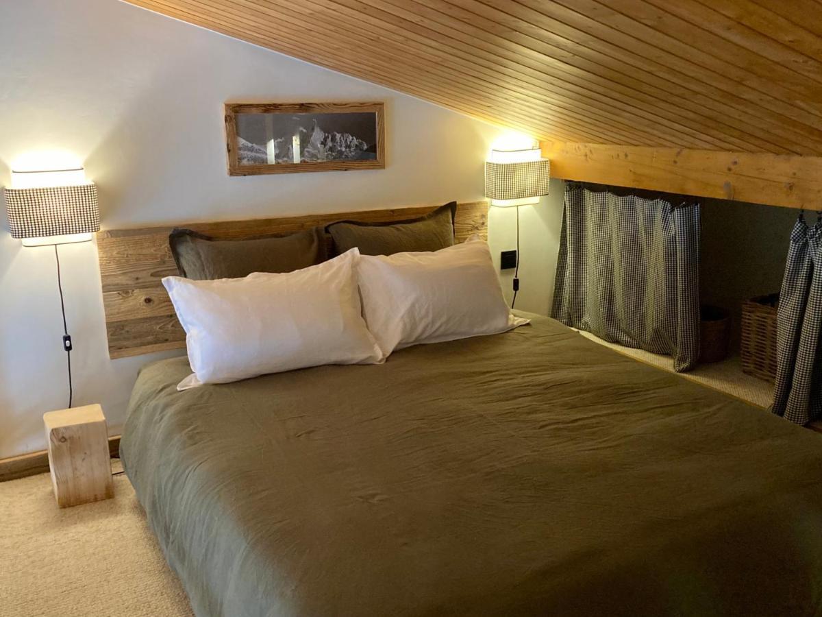 Appartement Ensoleille Aux Tines, Vue Massif Chamonix Eksteriør bilde