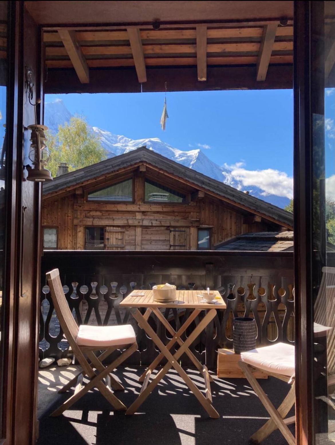 Appartement Ensoleille Aux Tines, Vue Massif Chamonix Eksteriør bilde